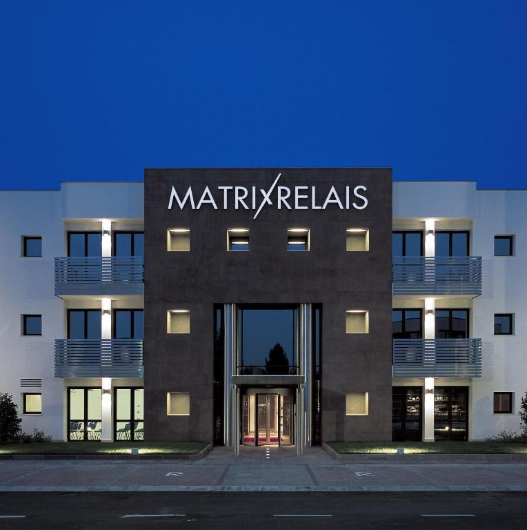 Matrix Hotel & Residence - Superior Apartment