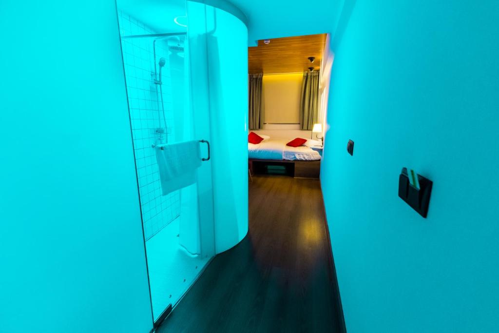 Far Home Bernabeu - Doppelzimmer Mit Eigenem Bad