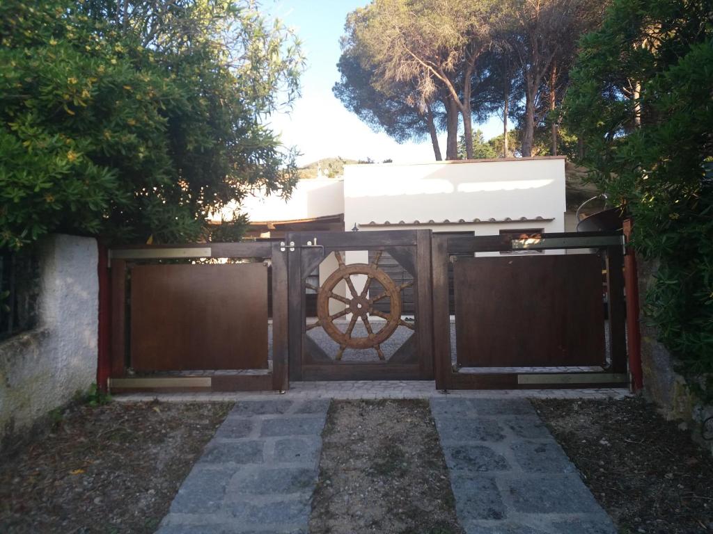 Fotografie z fotogalerie ubytování Villa Timothy v destinaci Procchio
