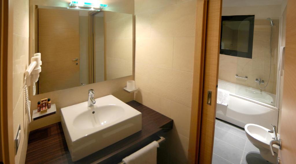 Matrix Hotel & Residence - Superior Apartment