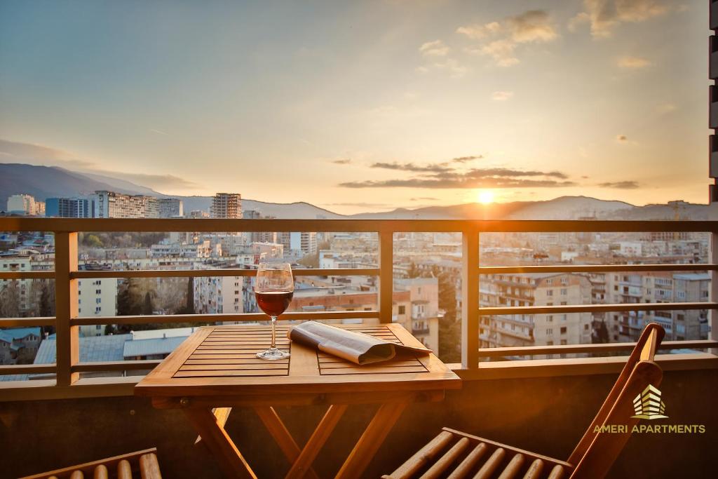 Ameri Apartments Tbilisi - 带花园的公寓