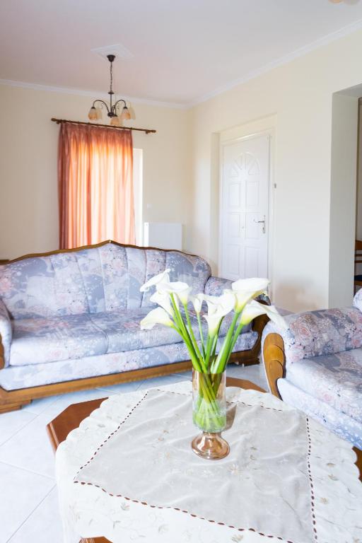 Posedenie v ubytovaní Vithos Apartment