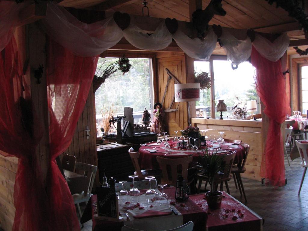 Restaurace v ubytování Résidence "Les Crêtes"