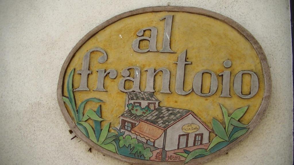 een bord waarop al mirriento staat bij Affittacamere AlFrantoio in Monterosso al Mare