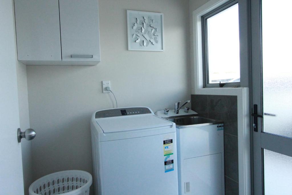 Rose Apartments Unit 1 Central Rotorua-Accommodation&Spa - Resim 20