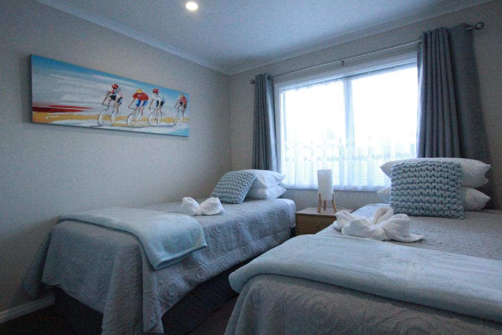 Rose Apartments Unit 1 Central Rotorua-Accommodation&Spa - Resim 17