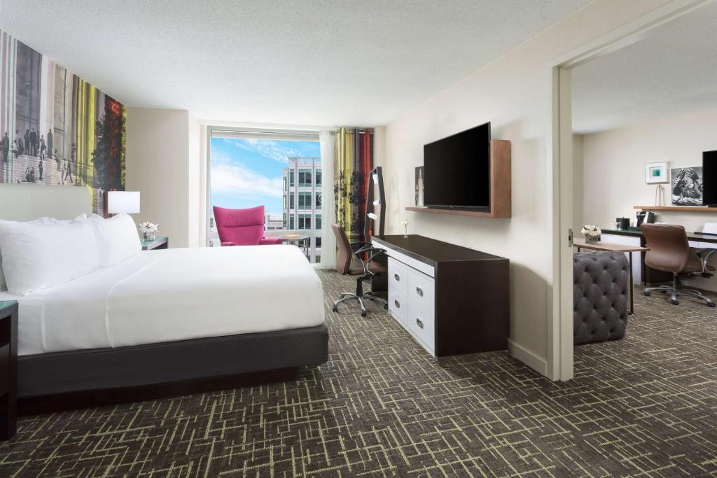 Hyatt Centric Arlington - 