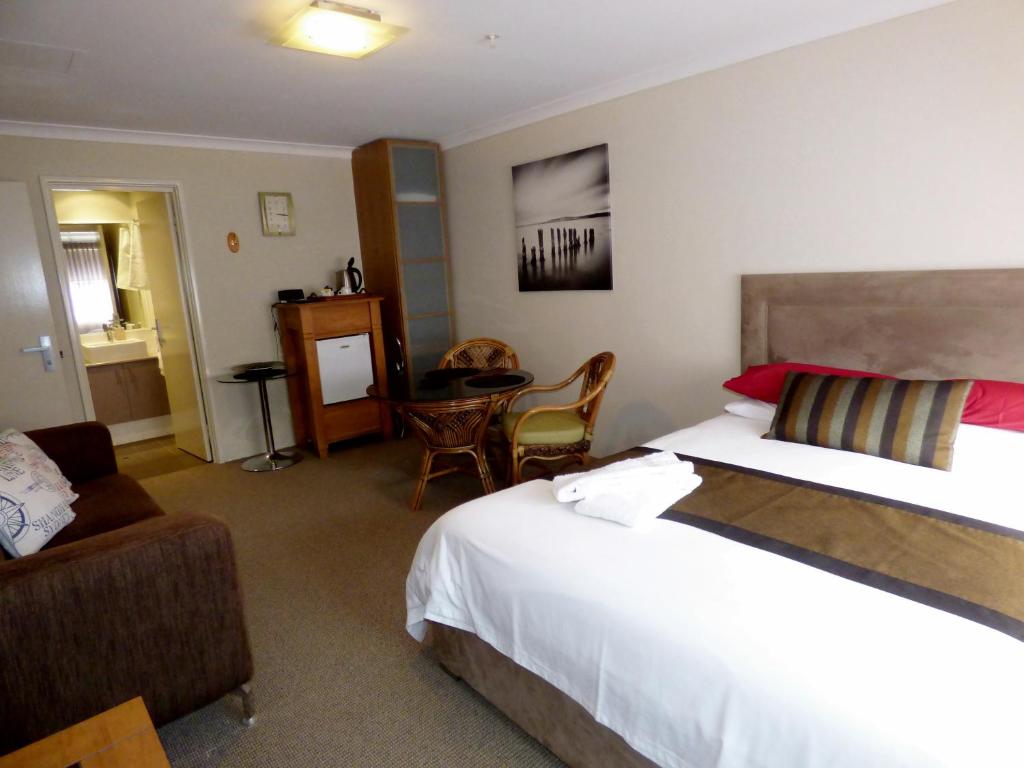 Gallery image of Breakwater Short Stay in Mandurah