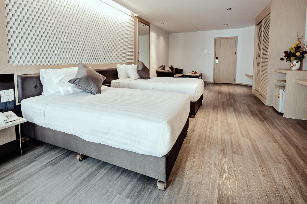 Three Sukhumvit Hotel - SHA Plus Certified - Resim 28