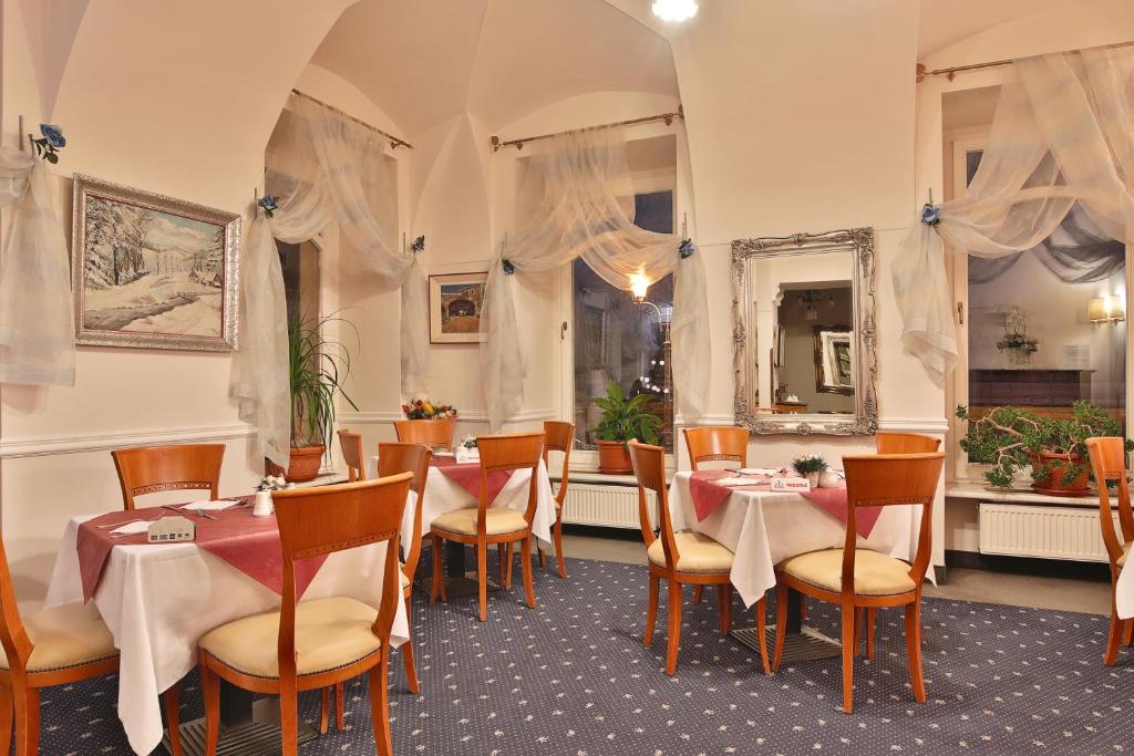 Posedenie v ubytovaní Belvedere Wellness Hotel