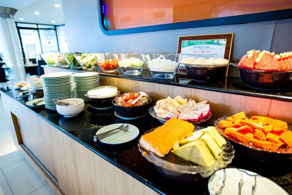 لابی و فضای عمومی Flipper Lodge Hotel - SHA Extra Plus - تصویر ۵