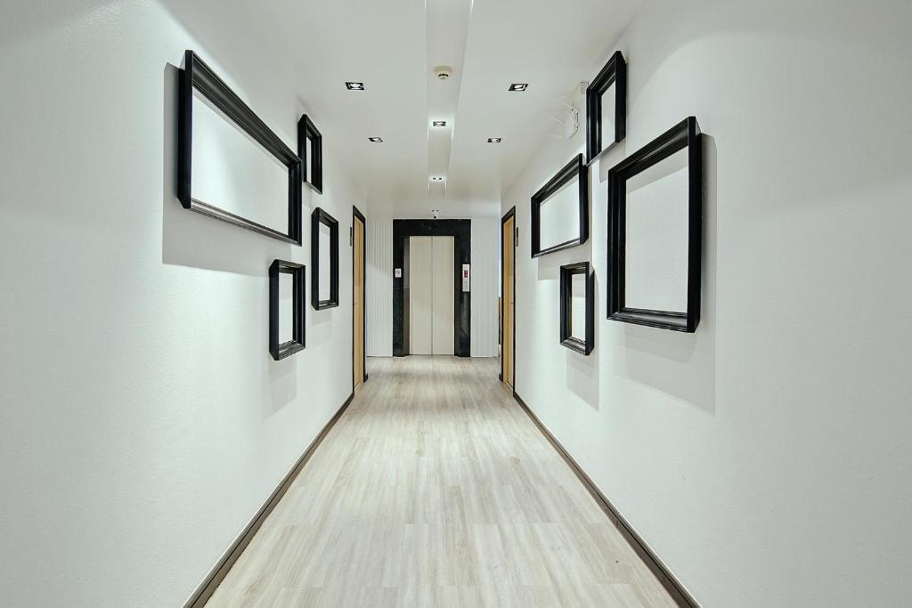 Three Sukhumvit Hotel - SHA Plus Certified - Resim 16