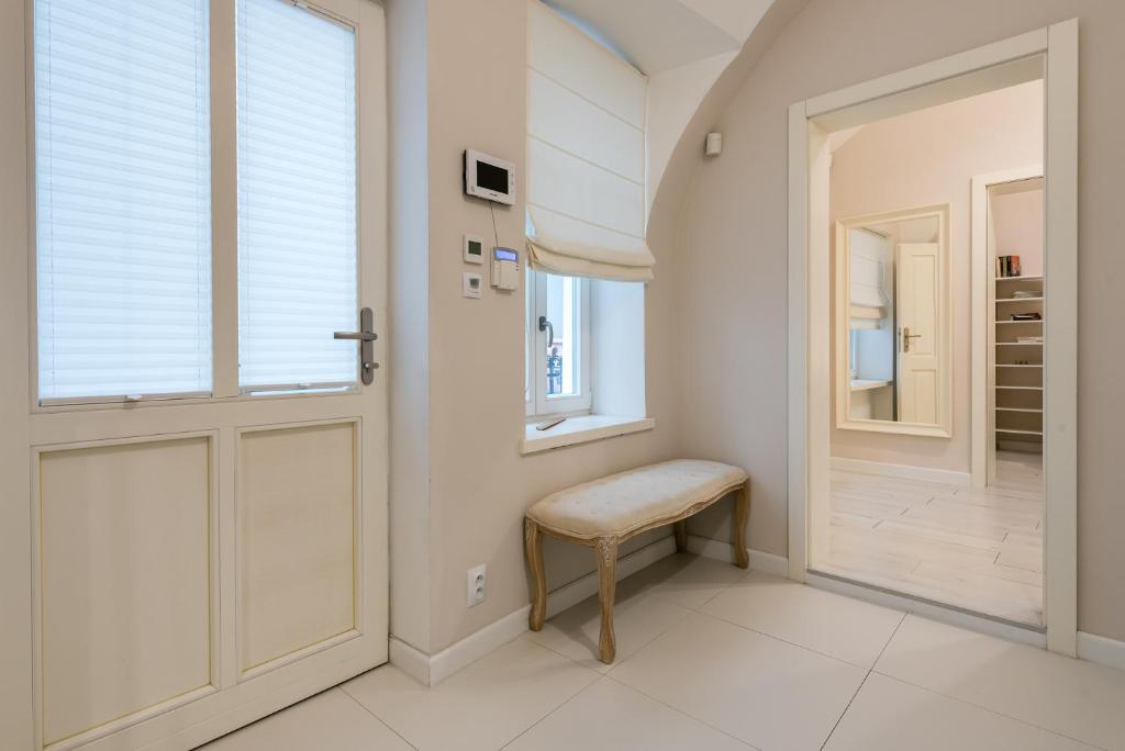 H75 Apartments Kosice Centre - Appartement Met Terras
