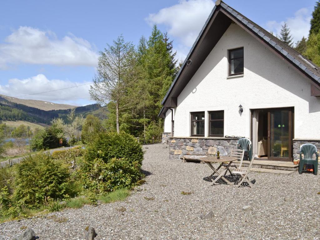 The building where the vacation home is located 