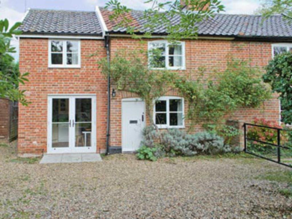 The building where the vacation home is located 