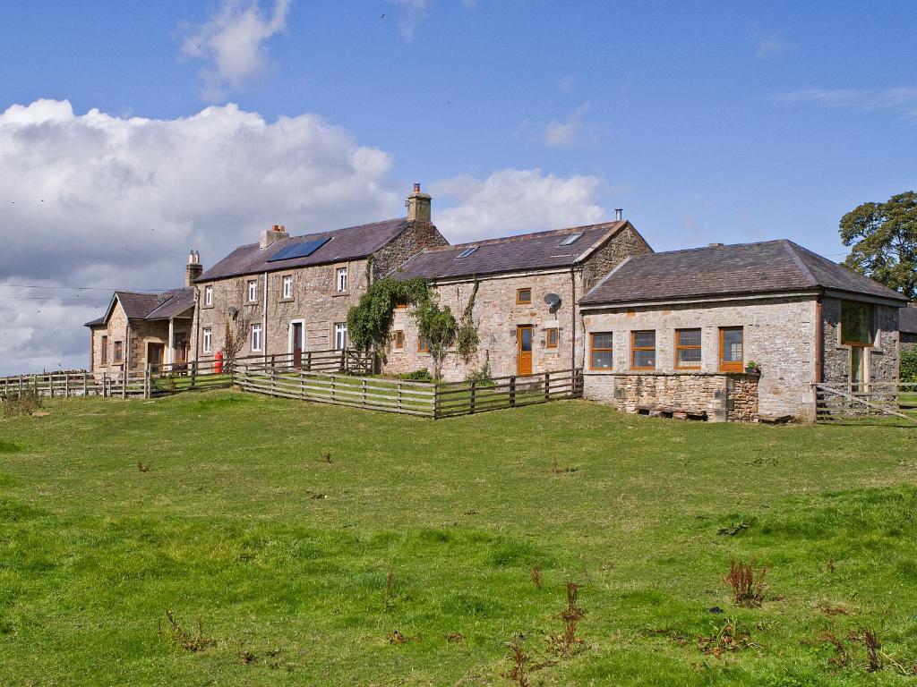 The building where the vacation home is located 