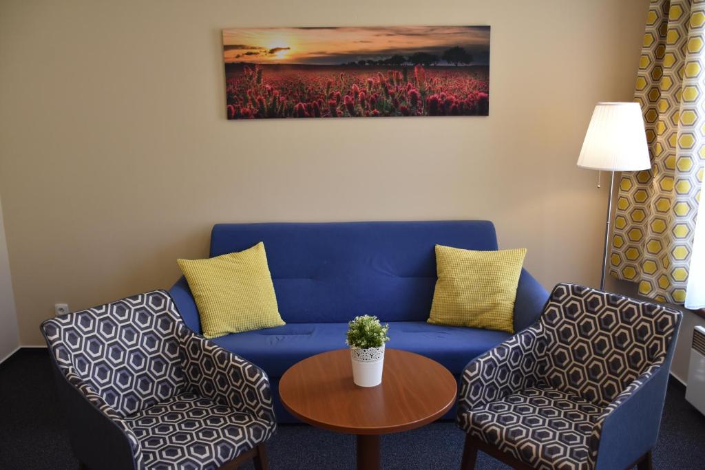 Aparthotel Austria Suites - Resim 11