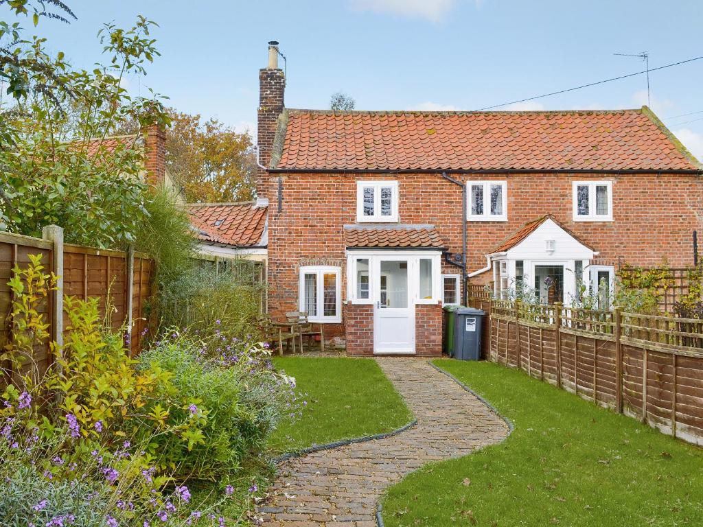 The building where the vacation home is located 