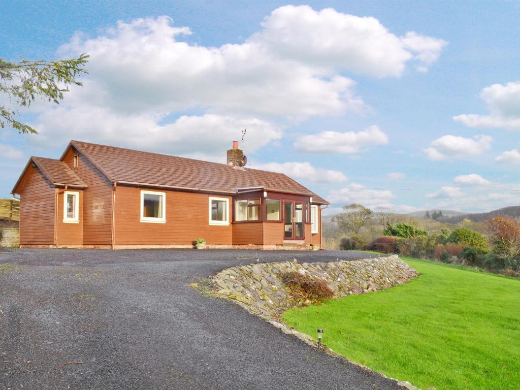 The building where the vacation home is located 