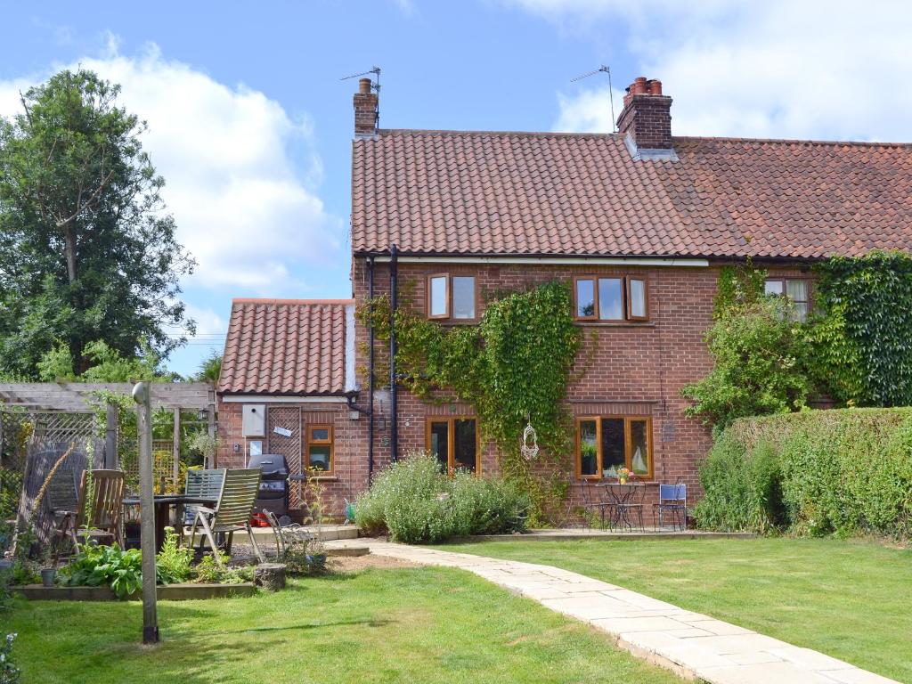 The building where the vacation home is located 