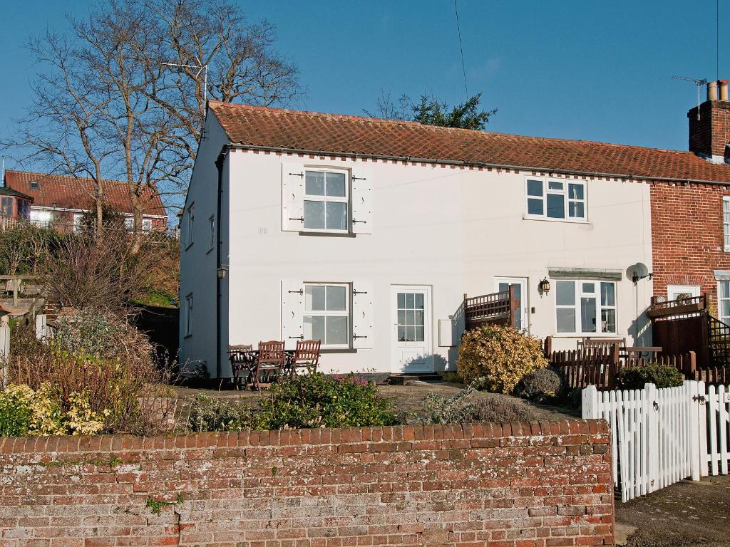 The building where the vacation home is located 