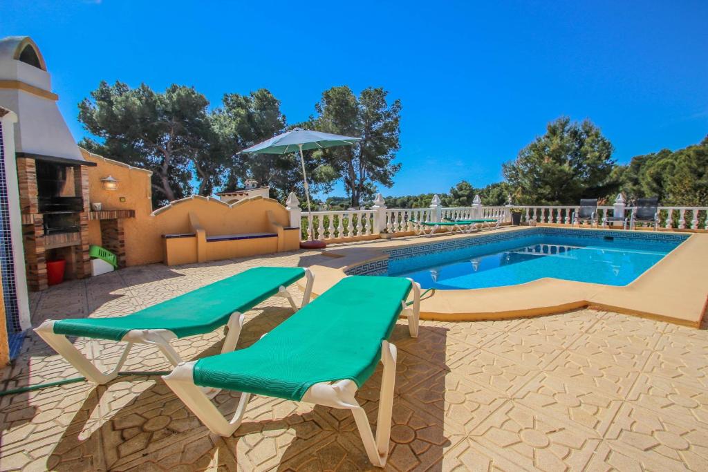 Bazén v ubytovaní Sofia - holiday home with private swimming pool in Moraira alebo v jeho blízkosti