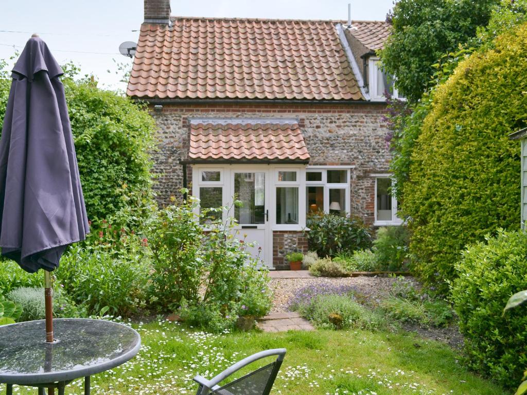 The building where the vacation home is located 