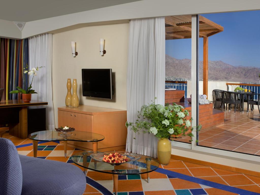 TV&#47;Unterhaltungsangebot in der Unterkunft Dan Eilat Hotel