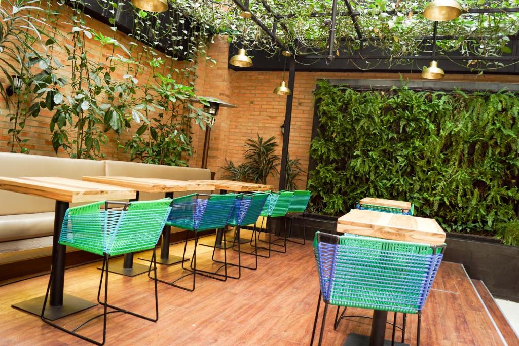 Posezení v ubytování Hotel Factory Green Bogotá