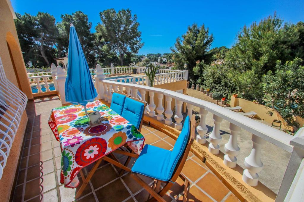 Balkón alebo terasa v ubytovaní Sofia - holiday home with private swimming pool in Moraira