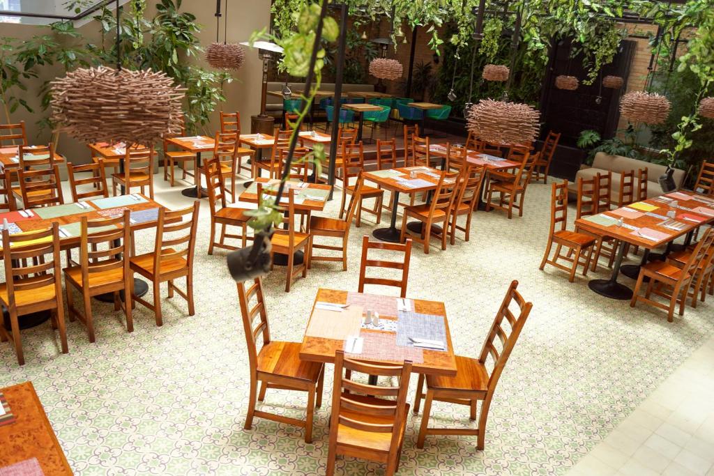 Restaurace v ubytování Hotel Factory Green Bogotá