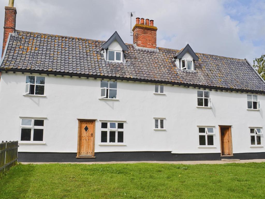 The building where the vacation home is located 