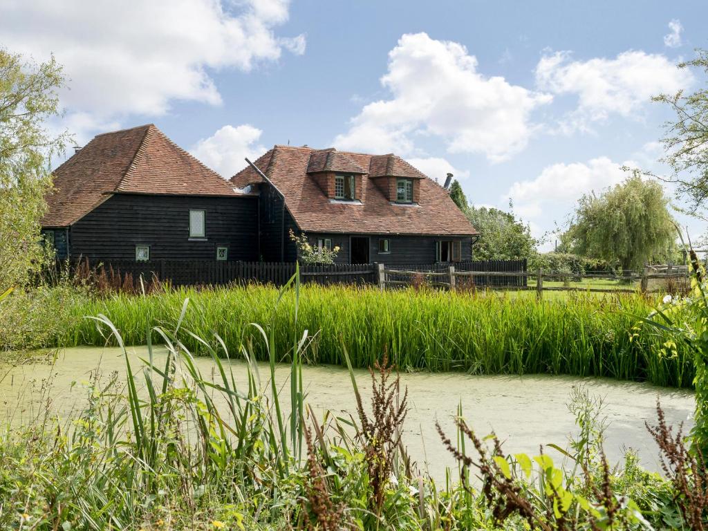 The building where the vacation home is located 