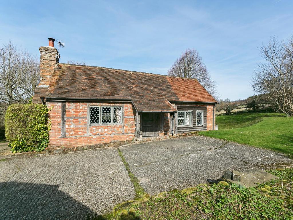 The building where the vacation home is located 