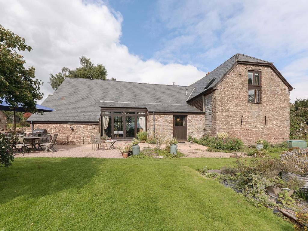 The building where the vacation home is located 