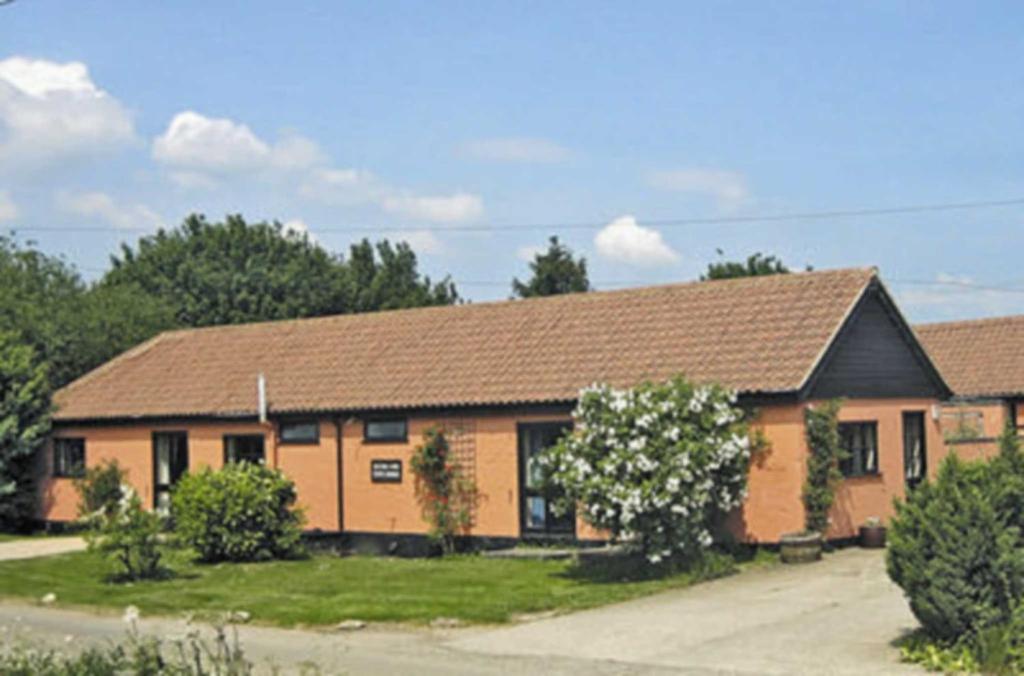 The building where the vacation home is located 