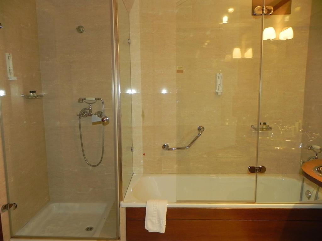 Koupelna v ubytování Hotel Rural Vado del Duratón