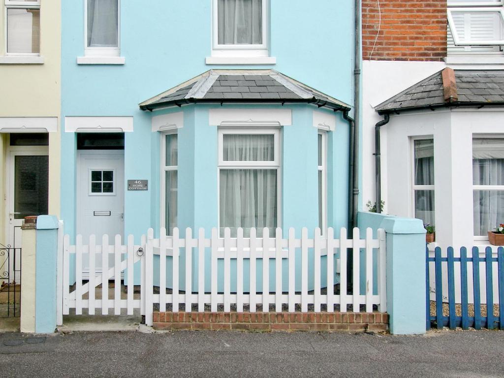 The building where the vacation home is located 