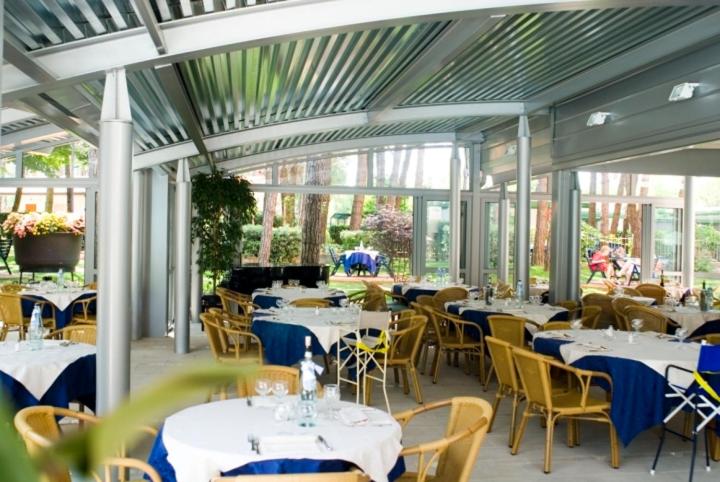 Restaurace v ubytování Grand Hotel Esplanada