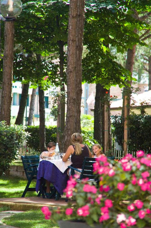 Hosté ubytování Grand Hotel Esplanada