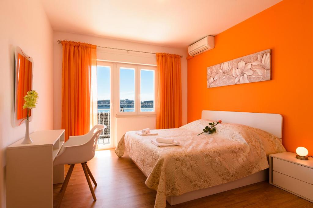 Postel nebo postele na pokoji v ubytování Accommodation Mamut