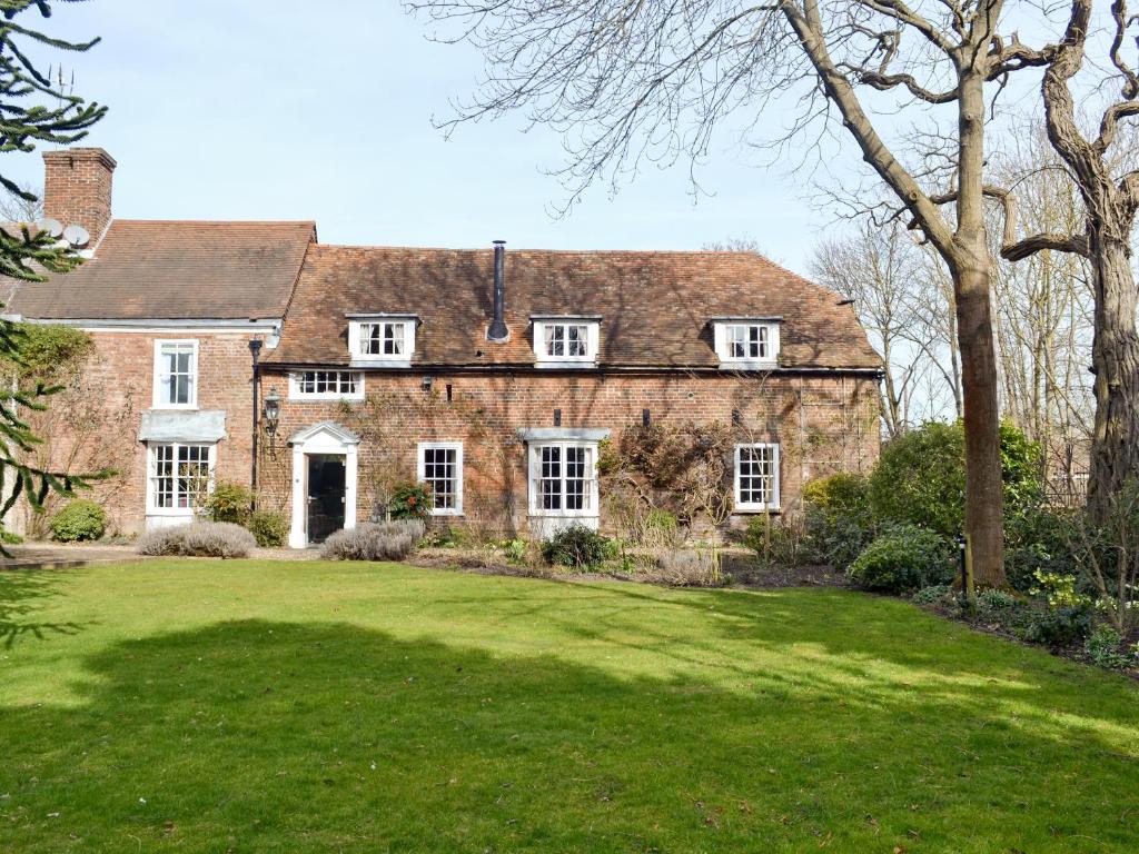 The building where the vacation home is located 