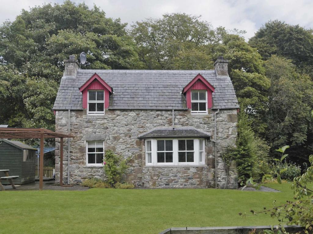 The building where the vacation home is located 