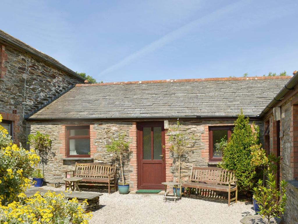 The building where the vacation home is located 