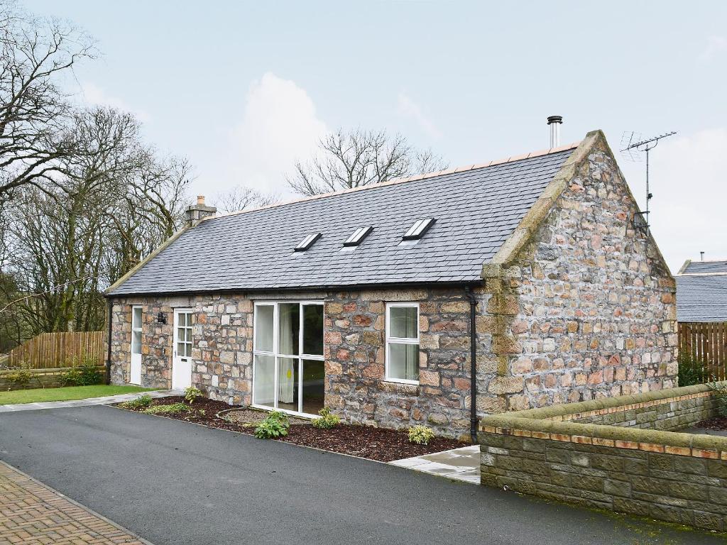 The building where the vacation home is located 