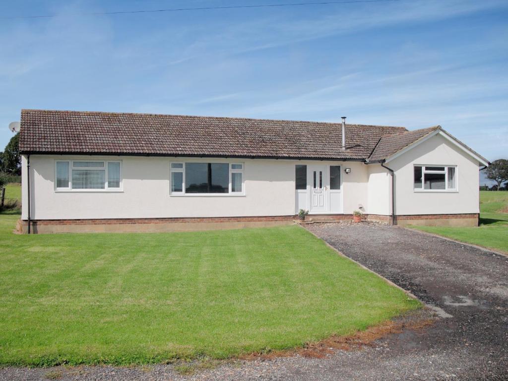 The building where the vacation home is located 