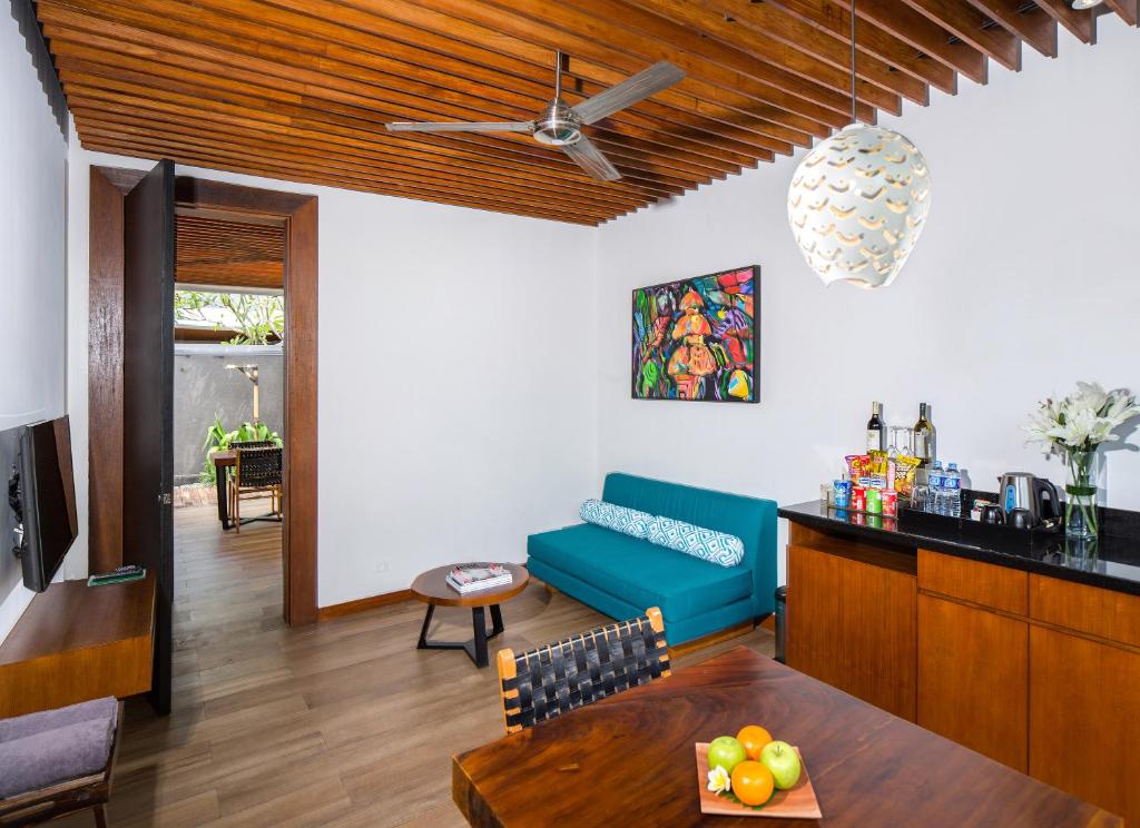 S18 Bali Villas - 13