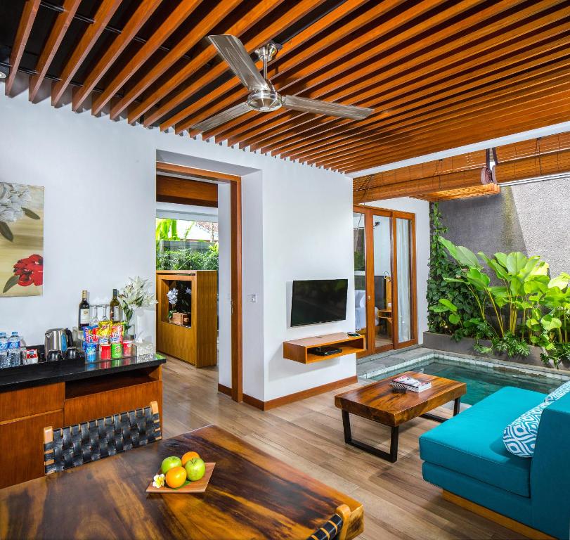 S18 Bali Villas - 11