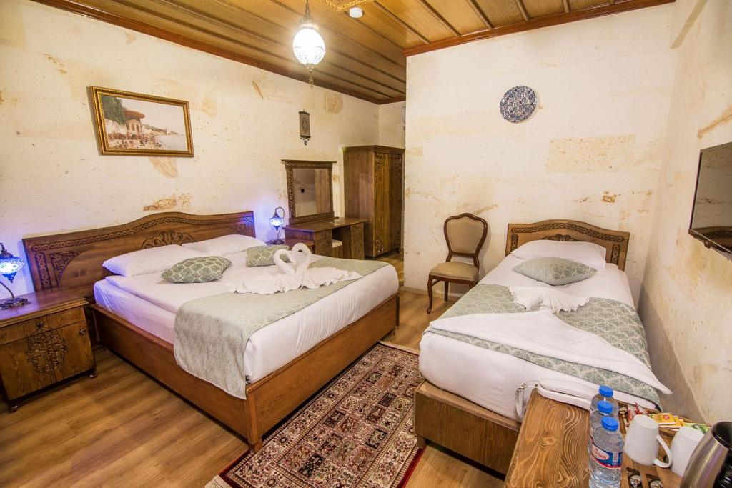 Cappadocia Ozbek Stone House - デラックス トリプルルーム