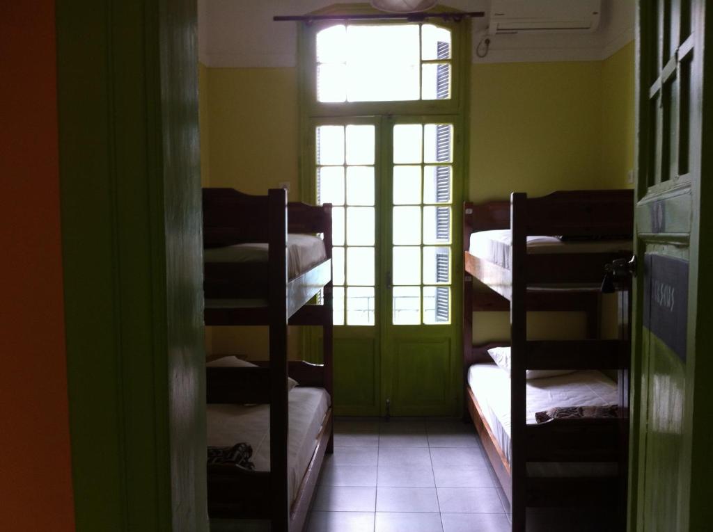 Posedenie v ubytovaní Zeus Hostel